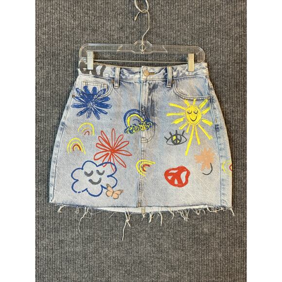 Pacsun Womens Denim Doodle Graphic Mini Skirt Sz 28 Multi Color Frayed Festival - Picture 1 of 10